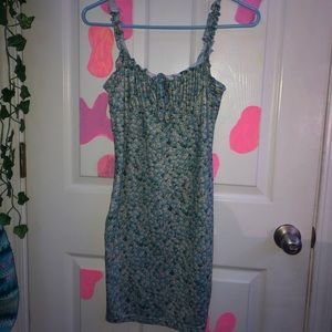 Body-con stretchy summer dress